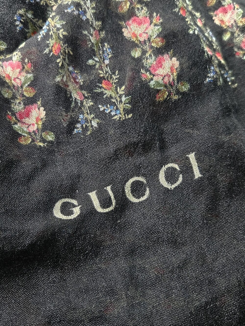 GUCCI SHAWL, OVERSIZED GUCCI SCARF, Vintage Gucci Shawl, Rare! Gucci Wrap. - Picture 3 of 6
